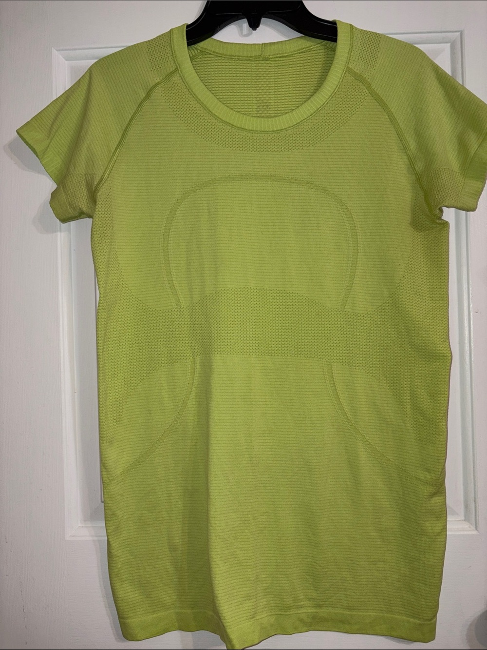 lululemon Swiftly Tech Size 8-10 Lime Green Womens Active Short-Sleeve Top